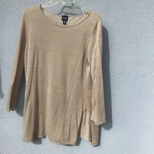 Eileen fisher size medium tunic linen blend long sleeve. Color beige.